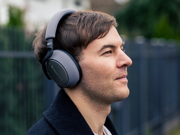 Bowers and Wilkins PX7 Wireless Headphones